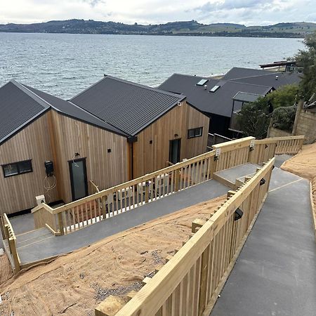 Brand New Lake Front Homes Spa Pool Taupo Eksteriør bilde