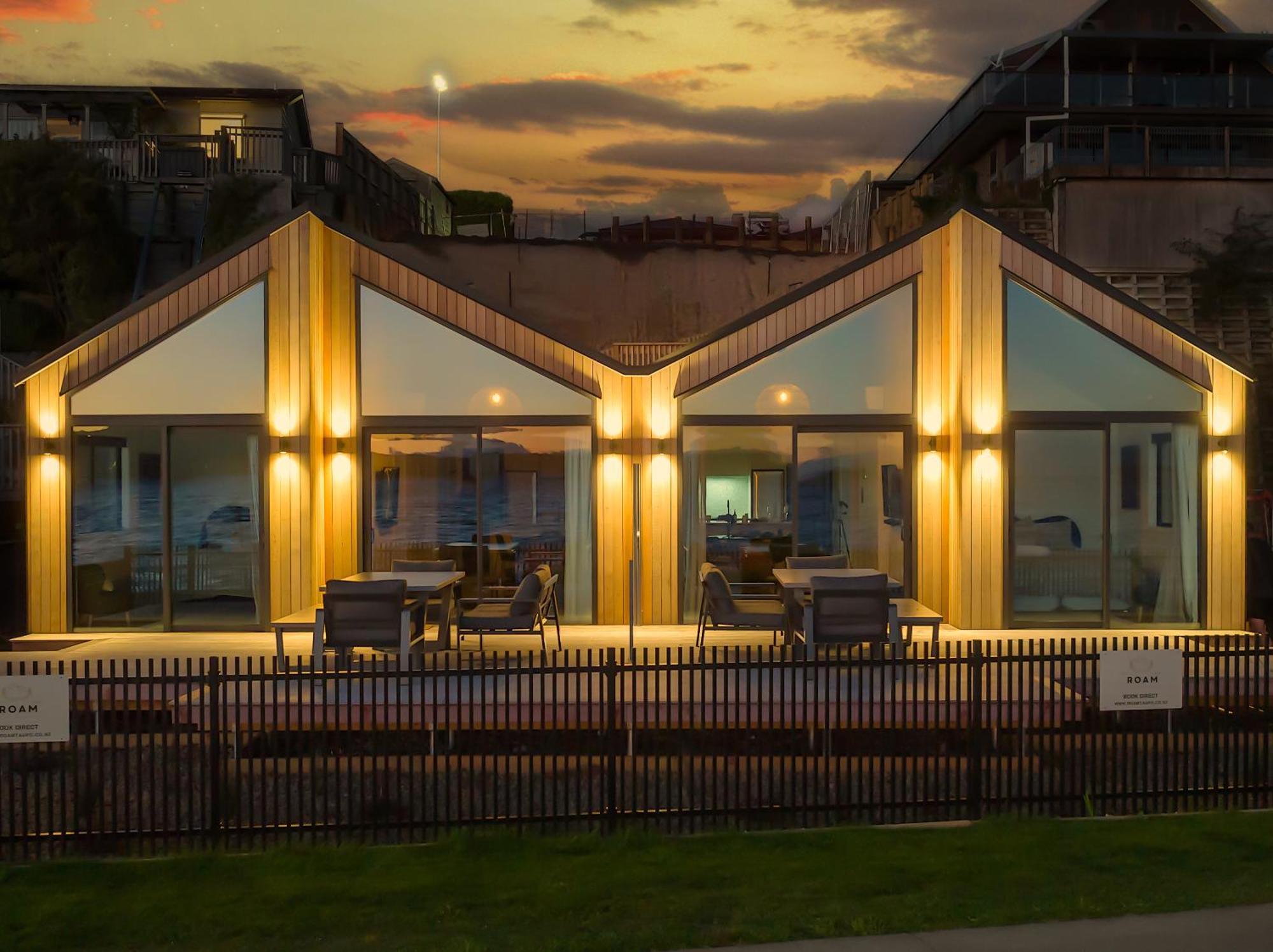Brand New Lake Front Homes Spa Pool Taupo Eksteriør bilde