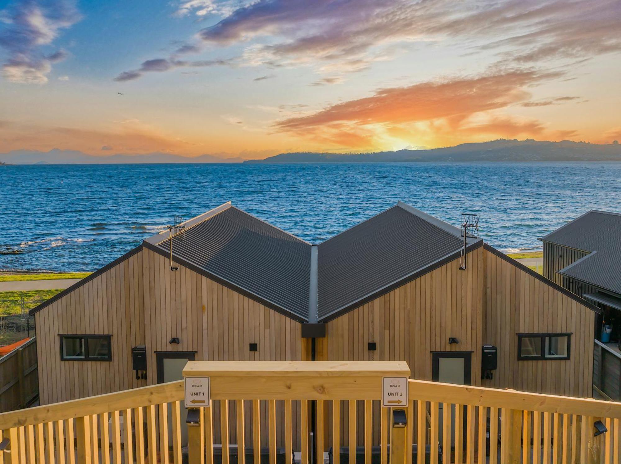 Brand New Lake Front Homes Spa Pool Taupo Eksteriør bilde
