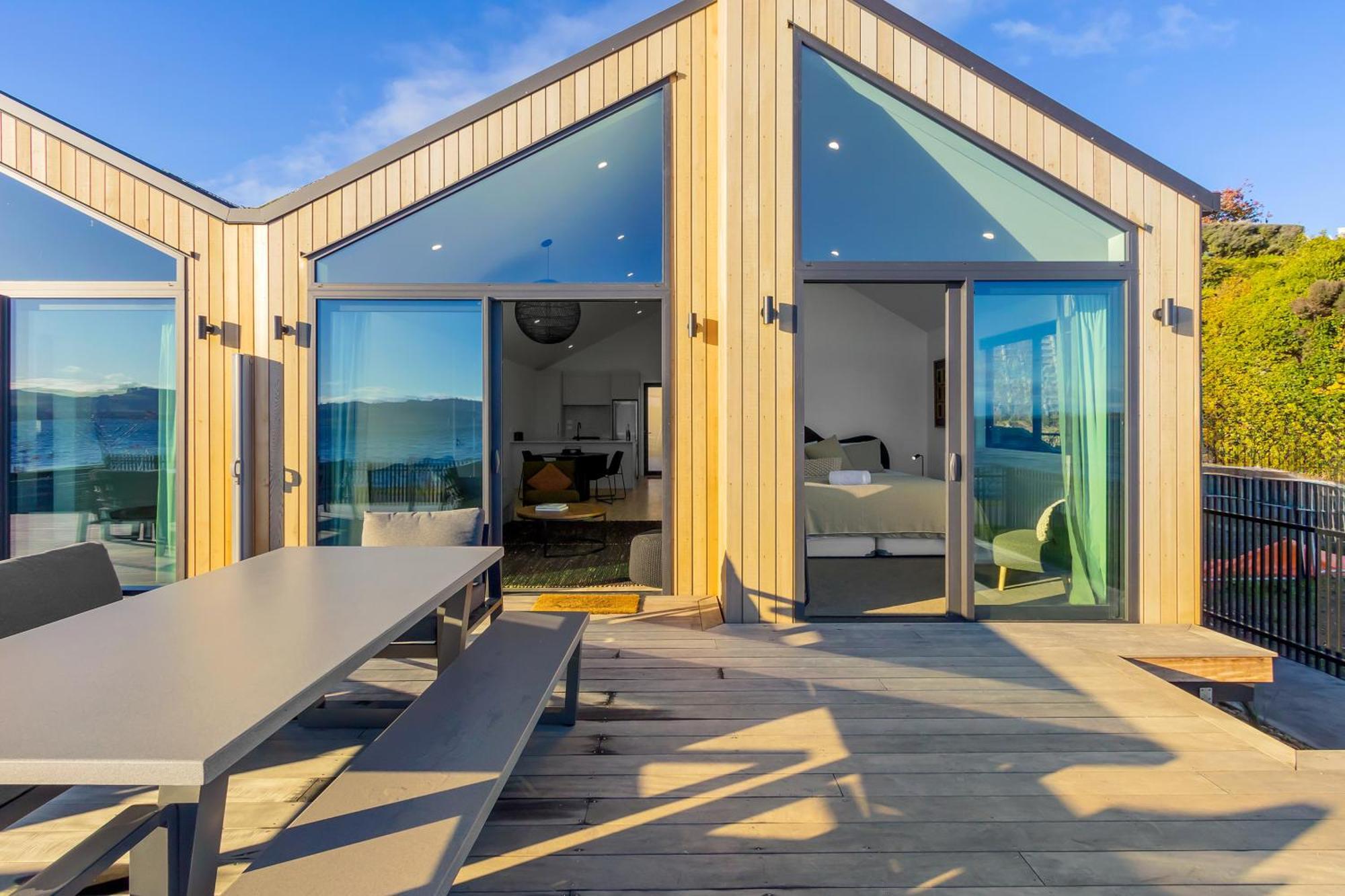 Brand New Lake Front Homes Spa Pool Taupo Eksteriør bilde