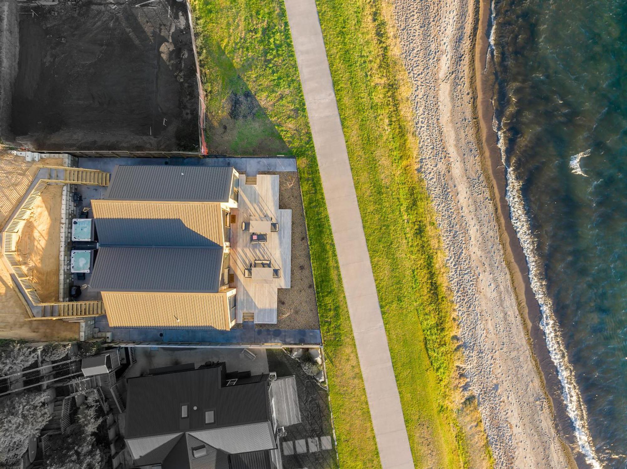 Brand New Lake Front Homes Spa Pool Taupo Eksteriør bilde