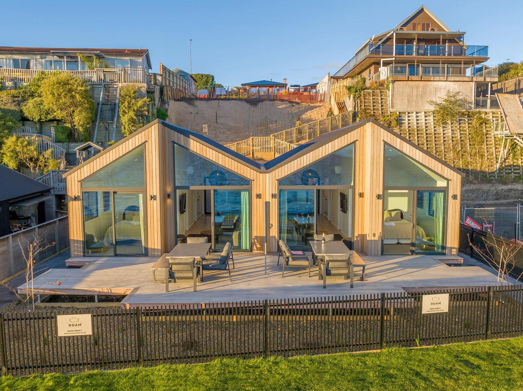 Brand New Lake Front Homes Spa Pool Taupo Eksteriør bilde